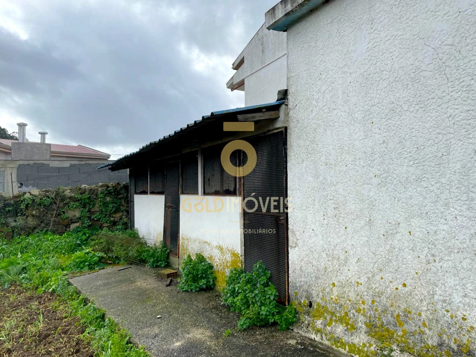 Moradia T7 para Venda em Argoncilhe Foto 2