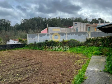 Moradia T7 para Venda em Argoncilhe