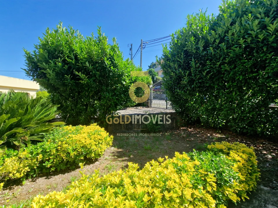 Moradia T6 para Venda em Abragão Foto 39