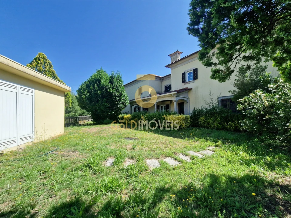 Moradia T6 para Venda em Abragão Foto 44