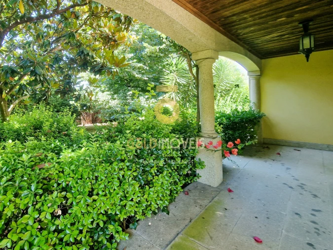 Moradia T6 para Venda em Abragão Foto 36