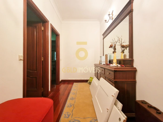 Moradia T6 para Venda em Abragão Foto 20