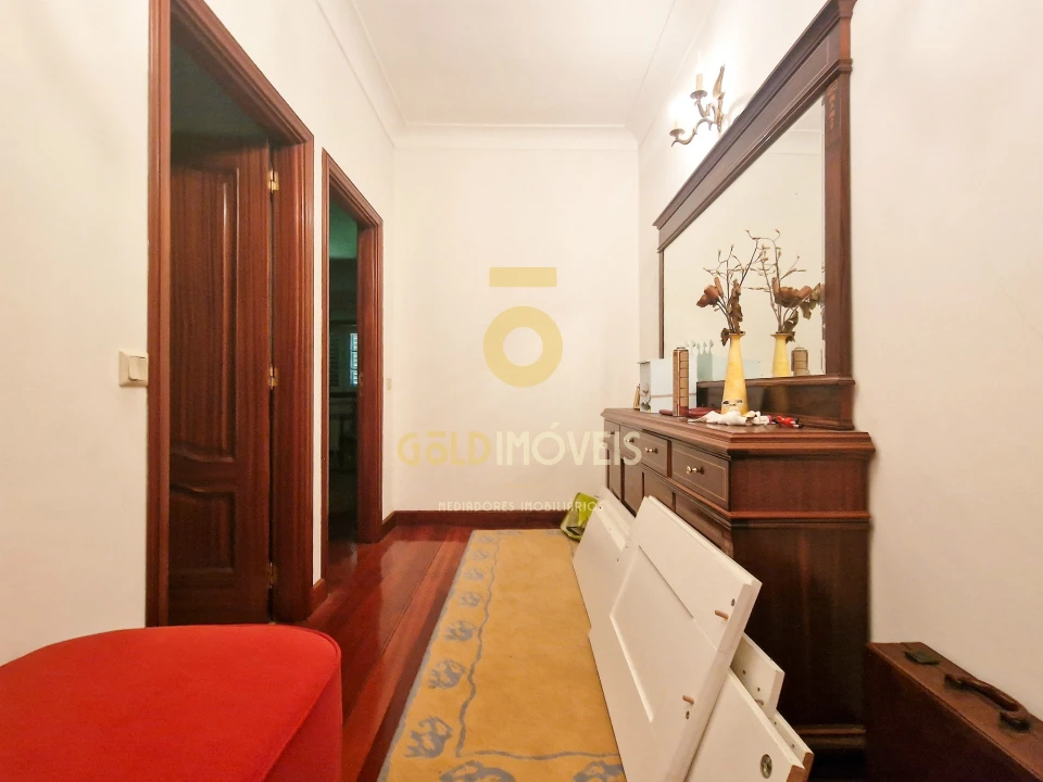 Moradia T6 para Venda em Abragão Foto 20