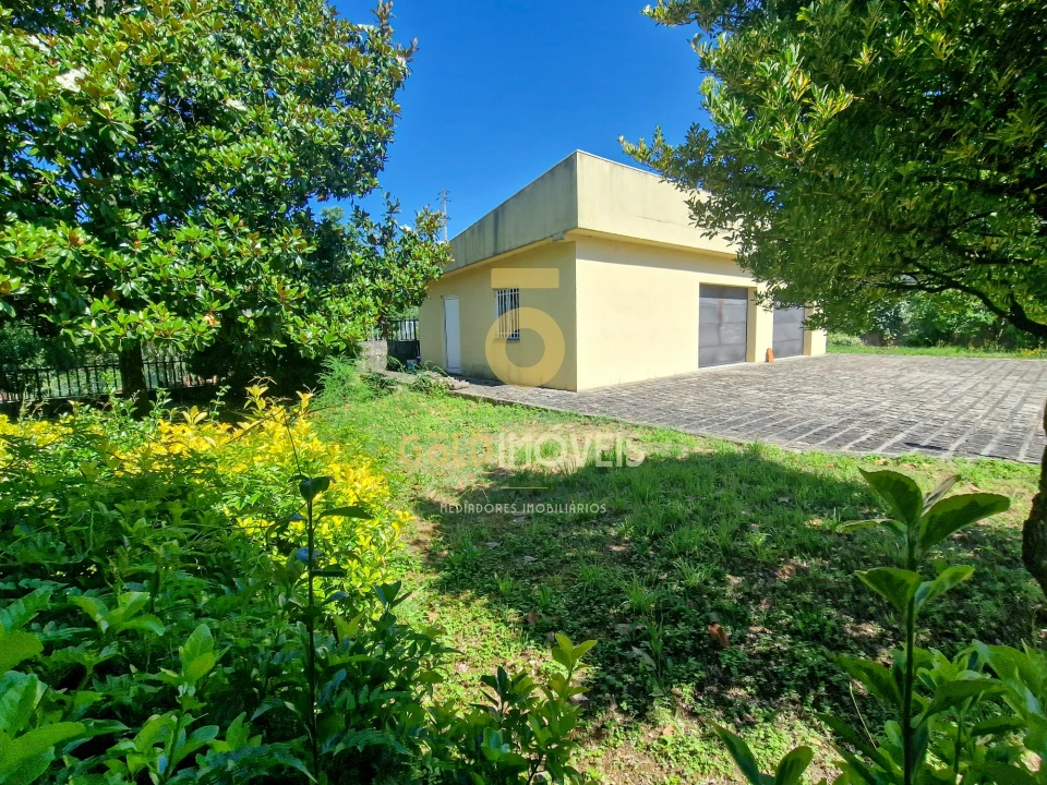 Moradia T6 para Venda em Abragão Foto 41