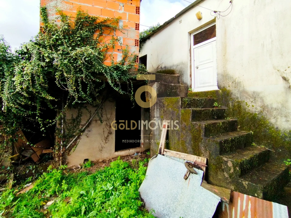 Moradia T0 para Venda em Nespereira Foto 6