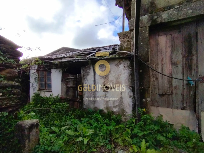 Moradia T0 para Venda em Nespereira Foto 1