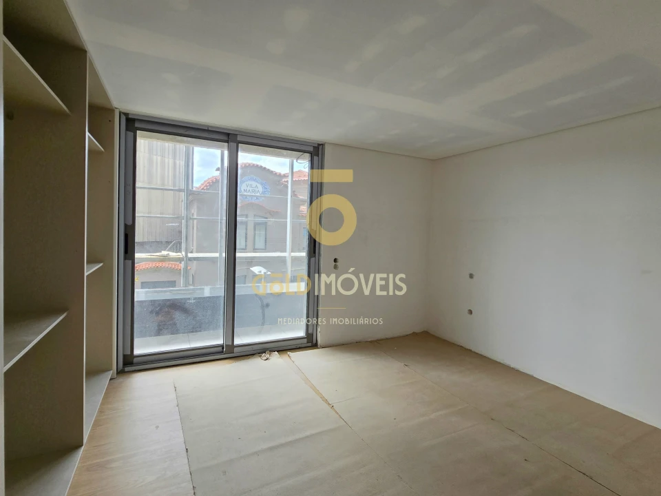 Apartamento T2 para Venda em Silvalde Foto 12