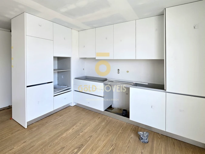 Apartamento T2 para Venda em Silvalde Foto 16