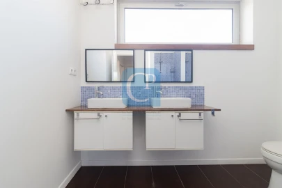 Apartamento T3 para Arrendamento em Lordelo do Ouro e Massarelos