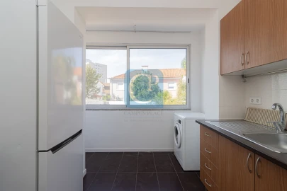 Apartamento T3 para Arrendamento em Lordelo do Ouro e Massarelos