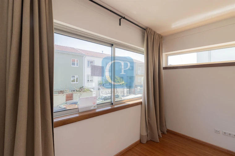 Apartamento T3 para Arrendamento em Lordelo do Ouro e Massarelos Foto 3