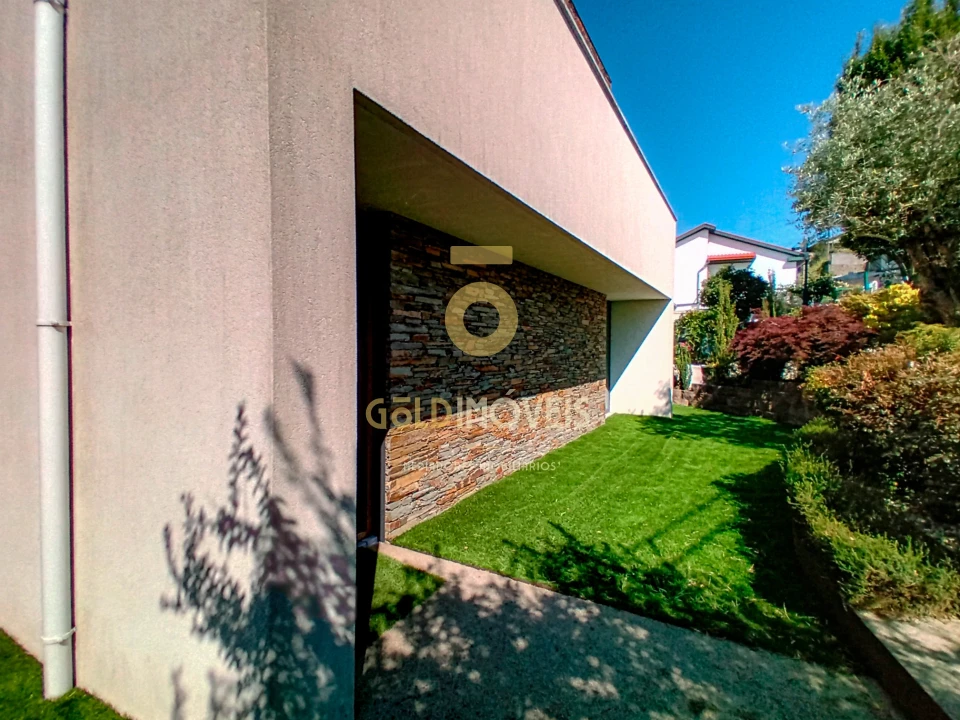 Moradia T3 para Venda em Raiva, Pedorido e Paraíso Foto 12