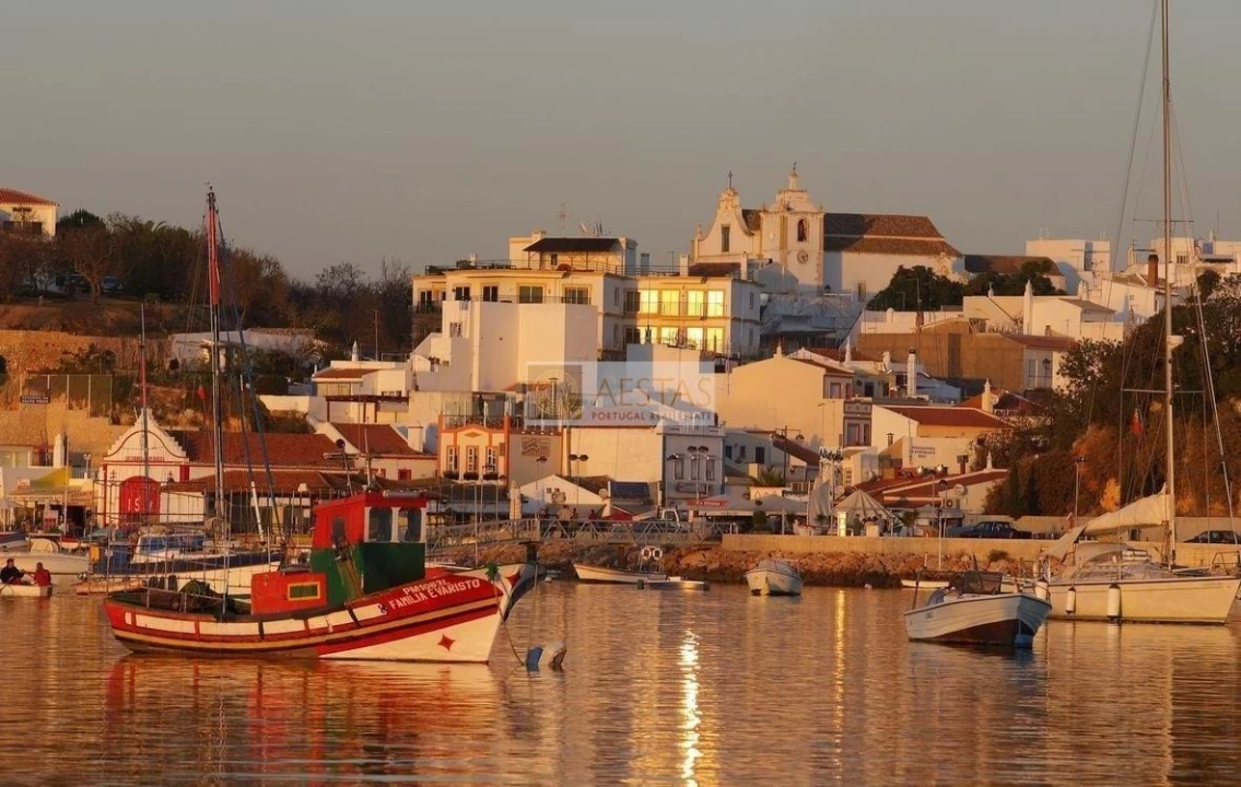 Apartamento T1 para Venda em Alvor Foto 9