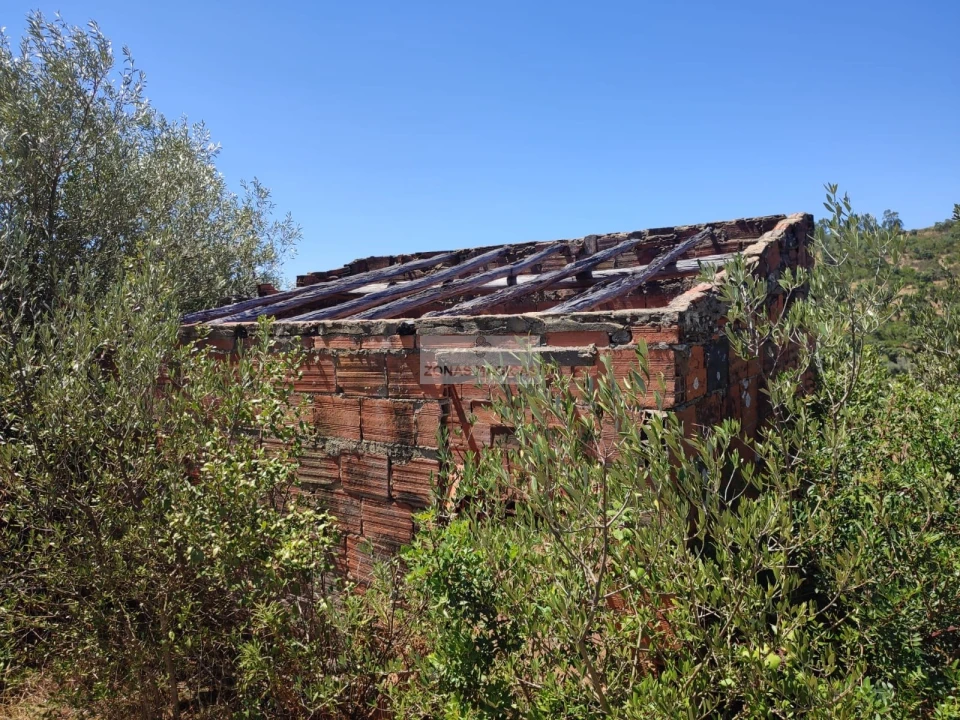Terreno para Venda em Marmelete Foto 12