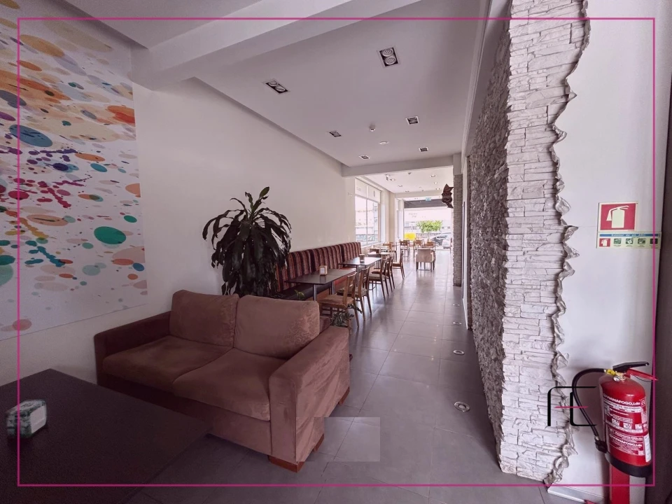 Negócio para Venda em Fânzeres e São Pedro da Cova Foto 16