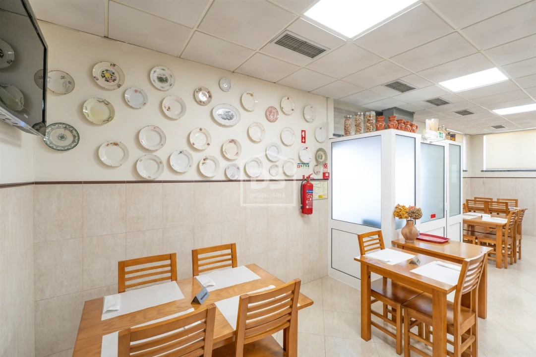 Negócio para Trespasse em Leiria, Pousos, Barreira e Cortes Foto 58