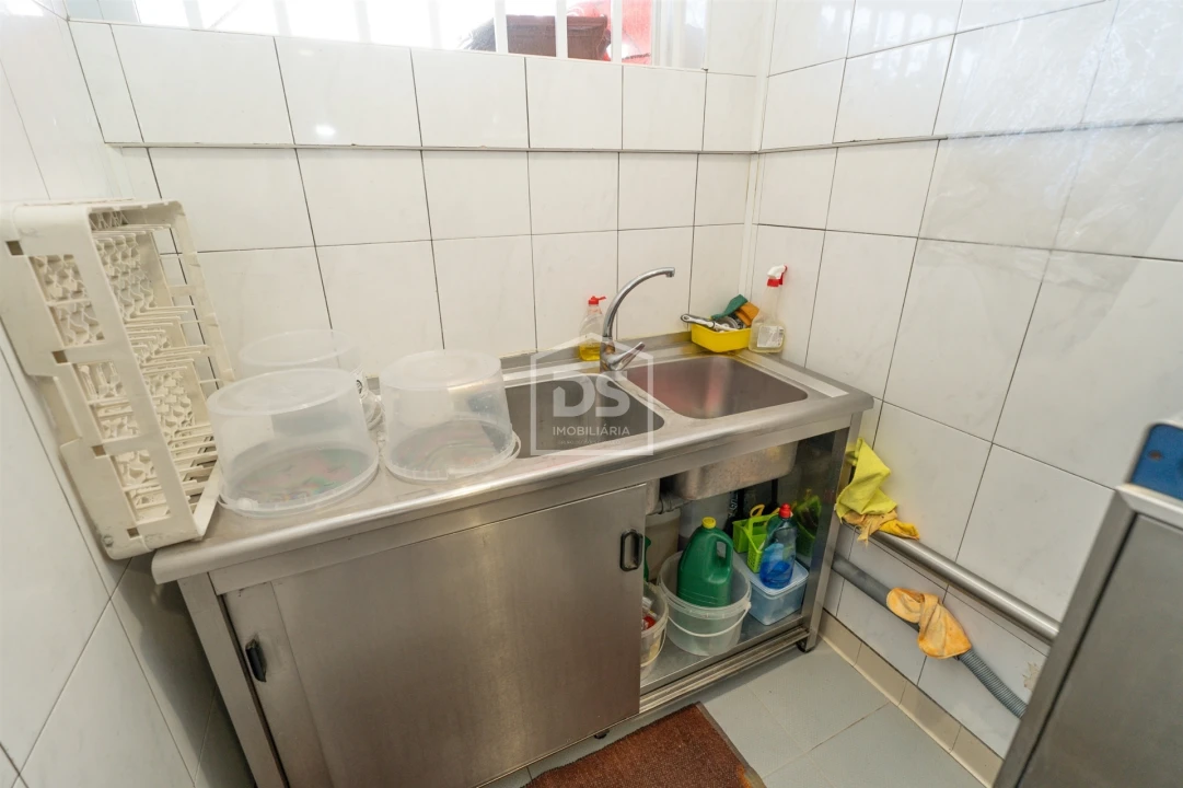 Negócio para Trespasse em Leiria, Pousos, Barreira e Cortes Foto 18