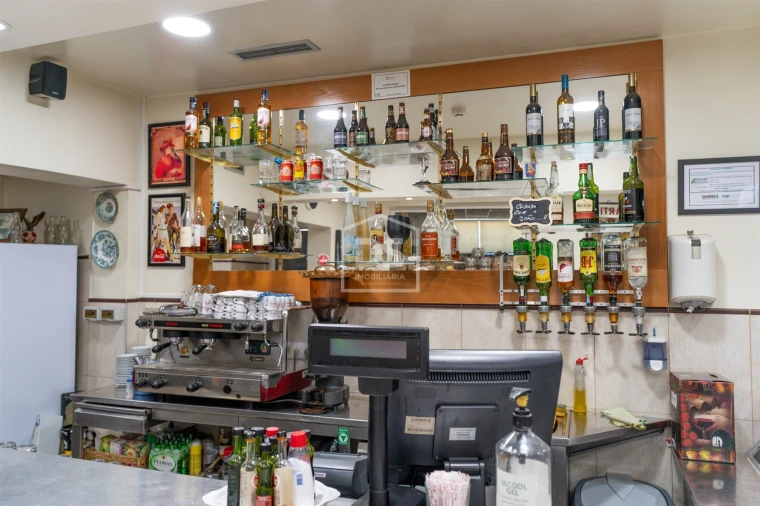 Negócio para Trespasse em Leiria, Pousos, Barreira e Cortes Foto 33