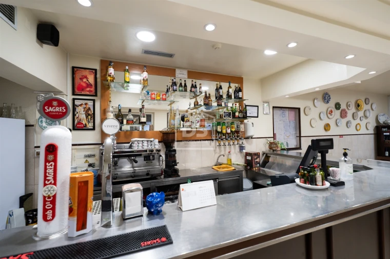 Negócio para Trespasse em Leiria, Pousos, Barreira e Cortes Foto 43