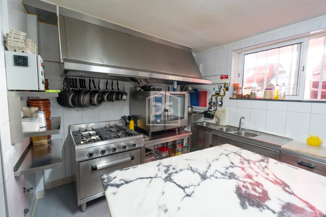 Negócio para Trespasse em Leiria, Pousos, Barreira e Cortes Foto 45