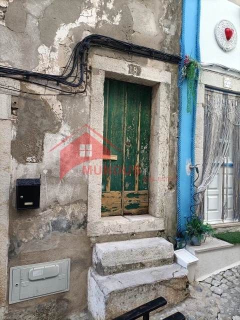 Apartamento T2 para Venda em Sesimbra (Santiago)
