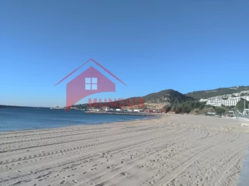 Apartamento T2 para Venda em Sesimbra (Santiago)