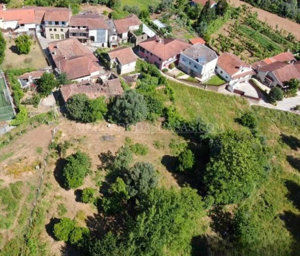 Quinta T3 para Venda em Arco de Baúlhe e Vila Nune Foto 9