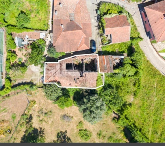 Quinta T3 para Venda em Arco de Baúlhe e Vila Nune Foto 10