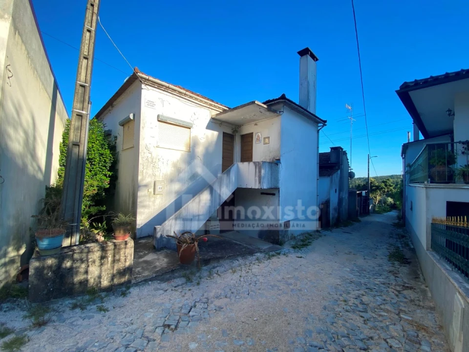 Quinta T3 para Venda em Figueiró dos Vinhos e Bairradas Foto 1