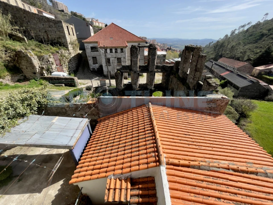 Armazém para Venda em Covilhã e Canhoso Foto 1