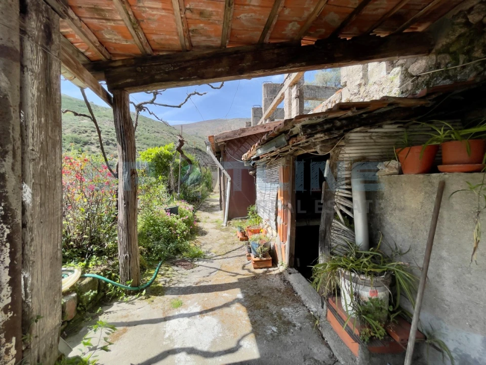 Armazém para Venda em Covilhã e Canhoso Foto 33