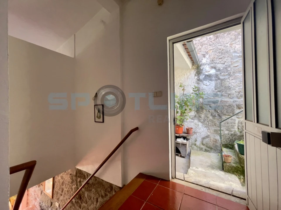 Armazém para Venda em Covilhã e Canhoso Foto 36