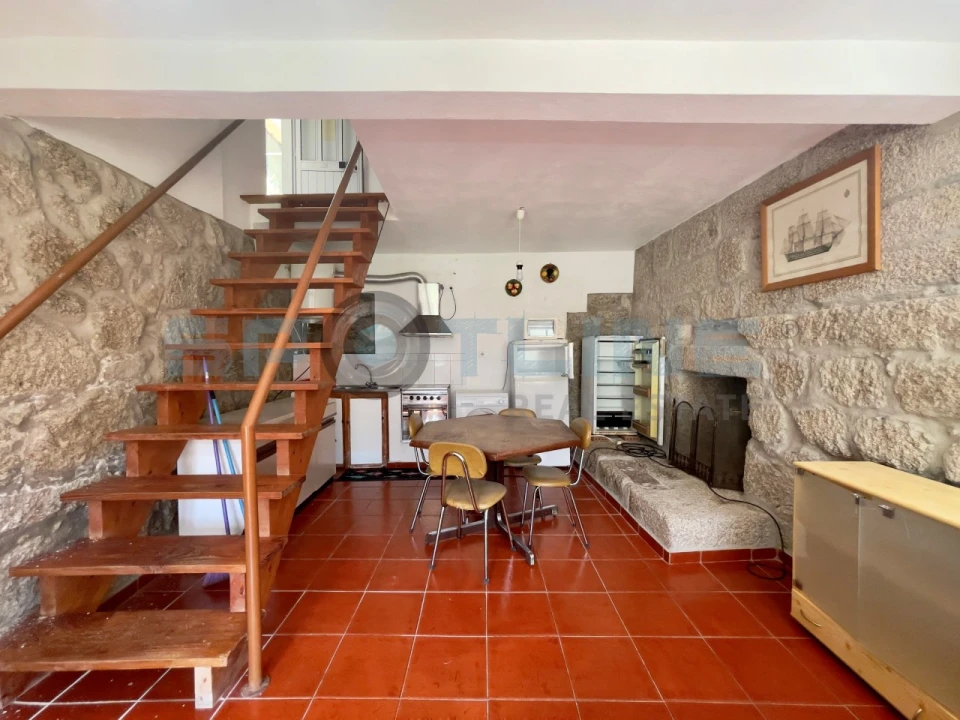 Armazém para Venda em Covilhã e Canhoso Foto 39