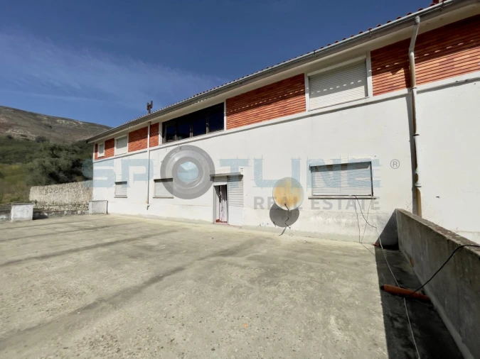 Armazém para Venda em Covilhã e Canhoso Foto 7
