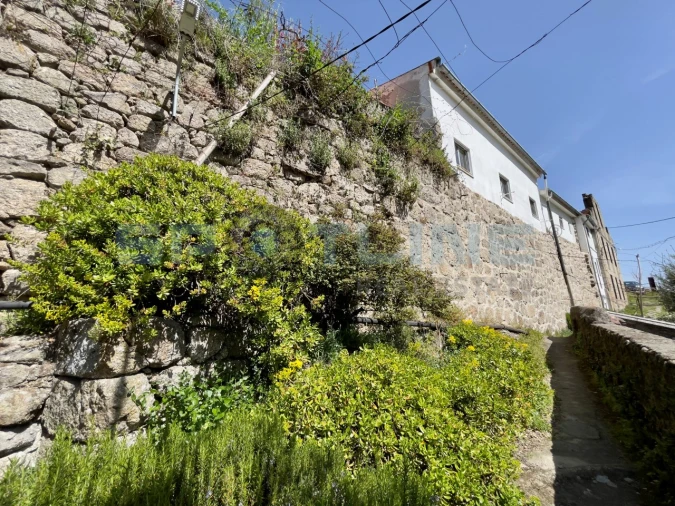 Armazém para Venda em Covilhã e Canhoso Foto 2