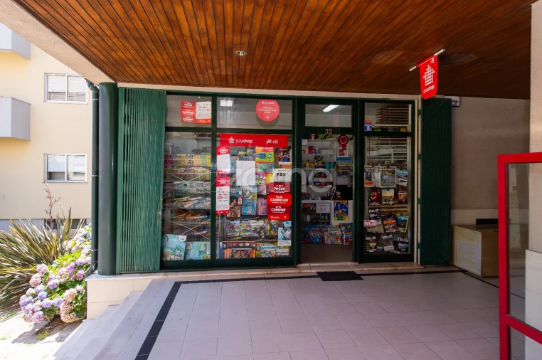 Negócio para Venda em São Mamede de Infesta e Senhora da Hora Foto 2