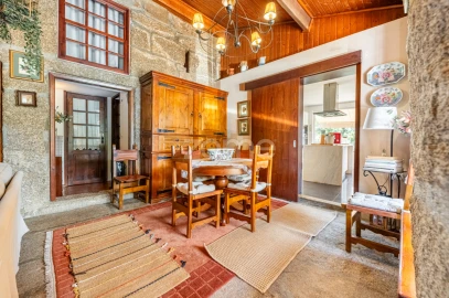 Quinta T5 para Venda em Galegos