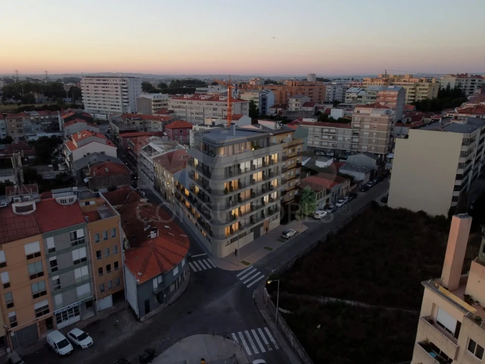 Apartamento T2 para Venda em Paranhos Foto 1