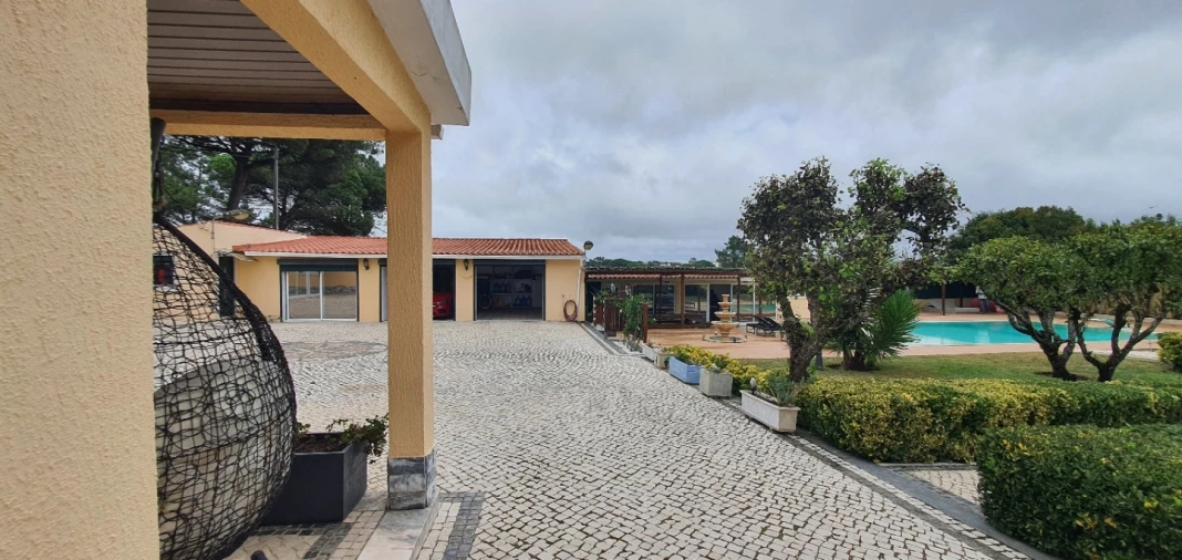 Quinta T3 para Venda em São João das Lampas e Terrugem Foto 60