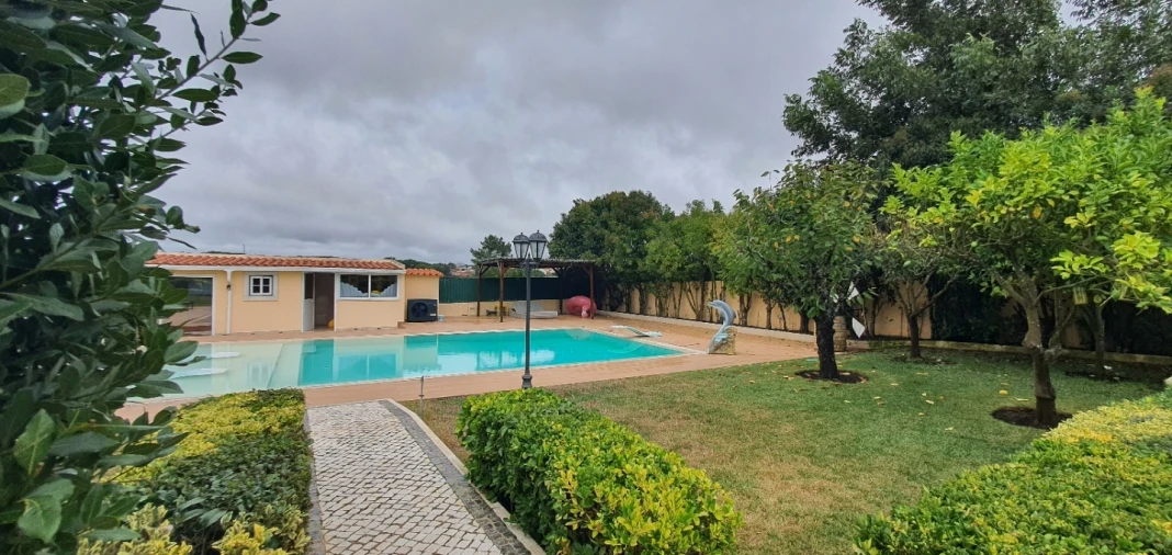 Quinta T3 para Venda em São João das Lampas e Terrugem Foto 59