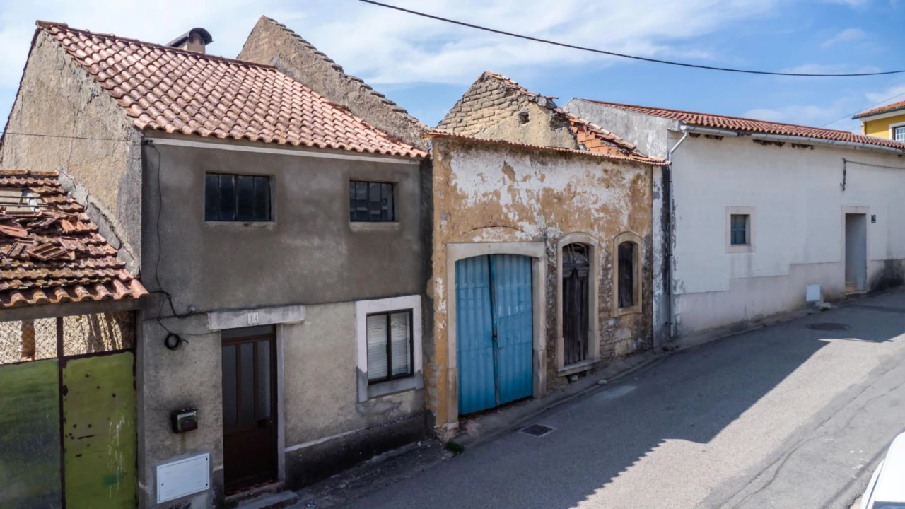 Moradia T1 para Venda em Cordinhã Foto 18