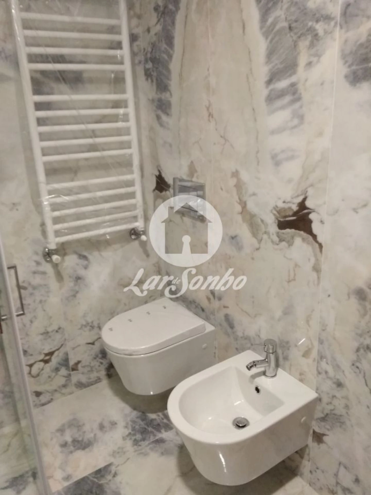 Moradia T4 para Venda em Abade de Neiva Foto 11