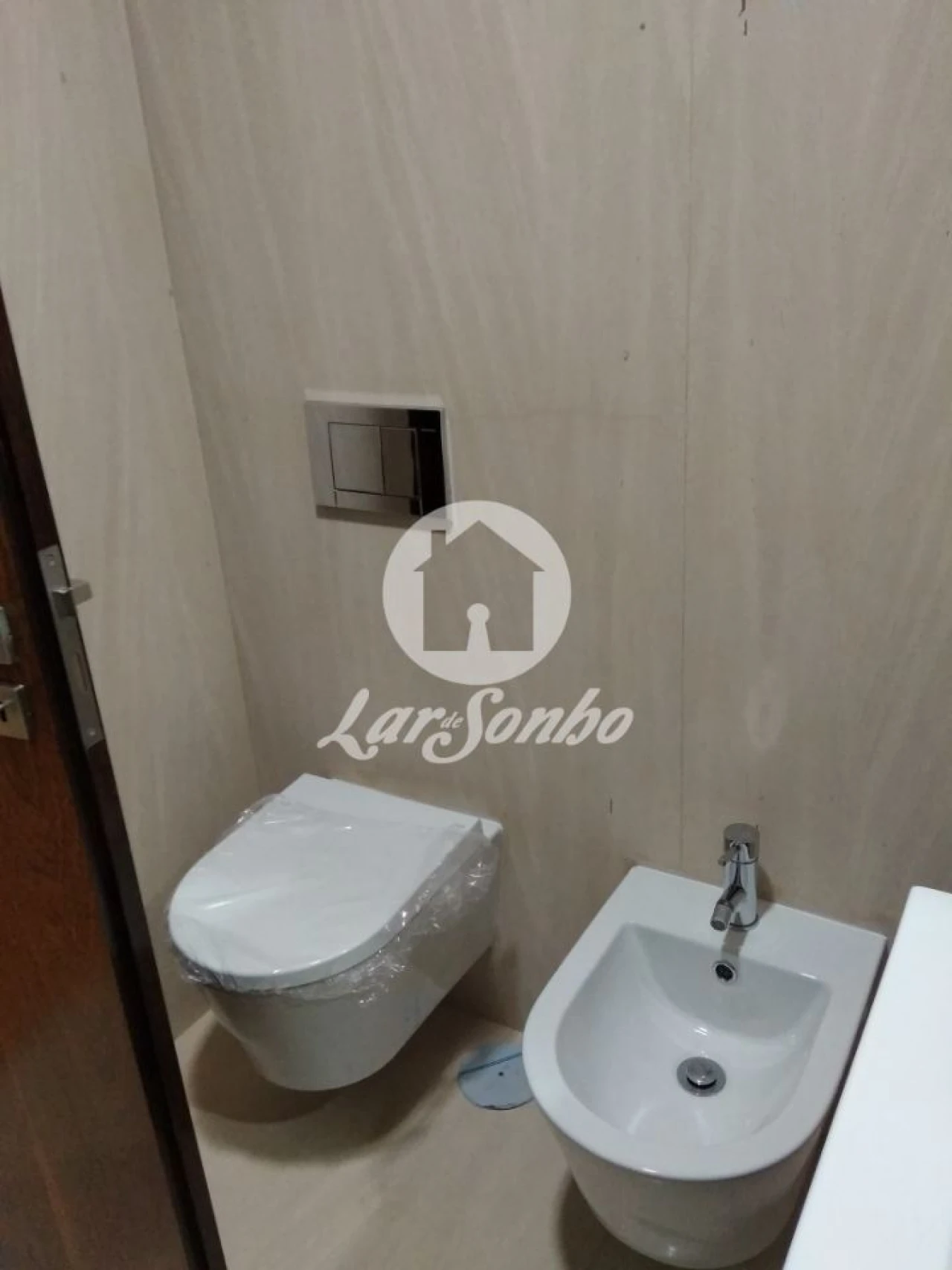 Moradia T4 para Venda em Abade de Neiva Foto 13