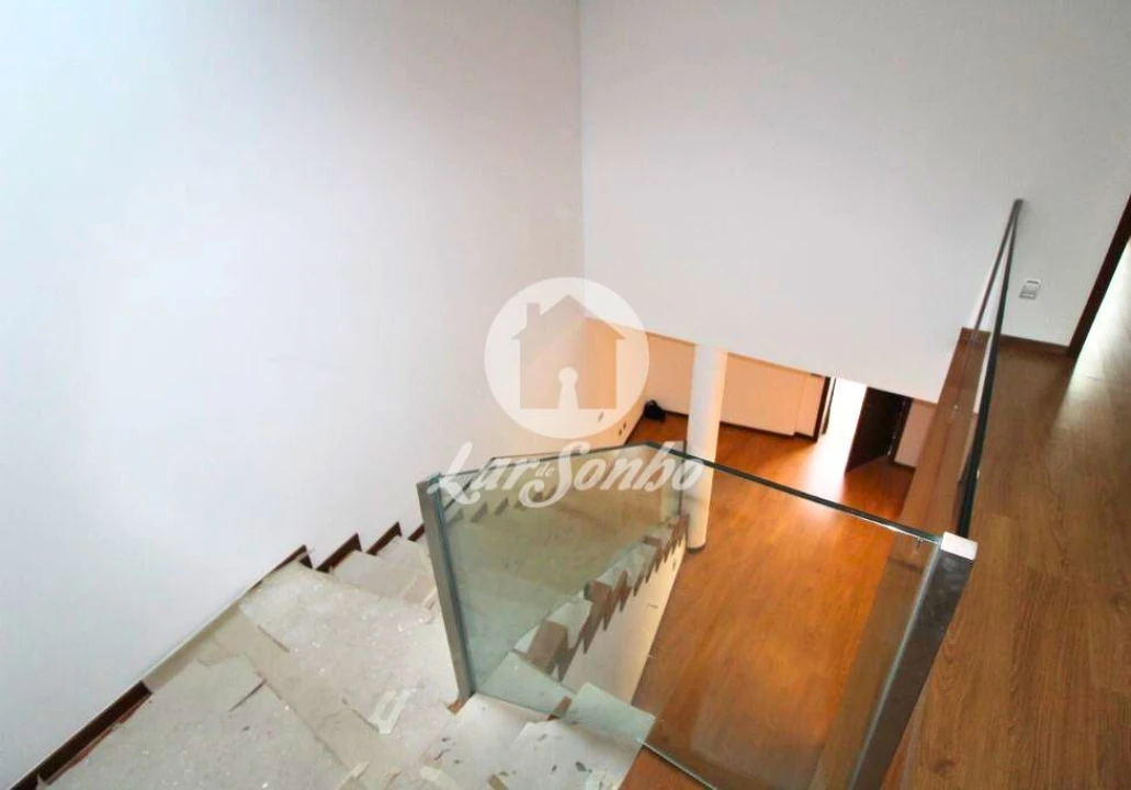 Moradia T4 para Venda em Abade de Neiva Foto 20