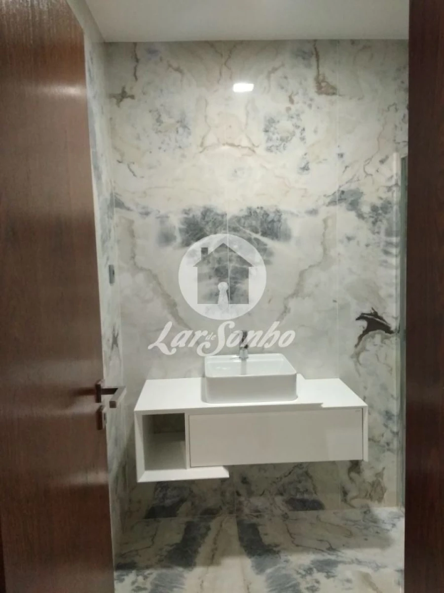 Moradia T4 para Venda em Abade de Neiva Foto 6