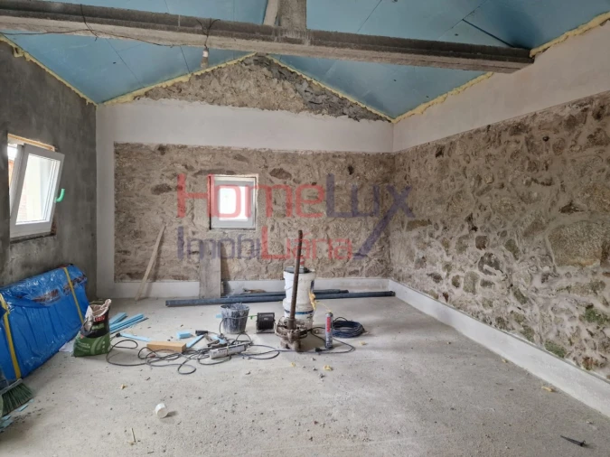 Quinta T1 para Venda em Arcozelo das Maias Foto 16