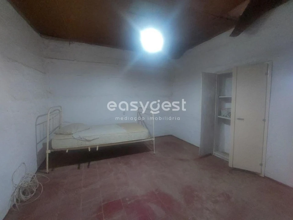 Moradia T1 para Venda em Santa Vitória e Mombeja Foto 13