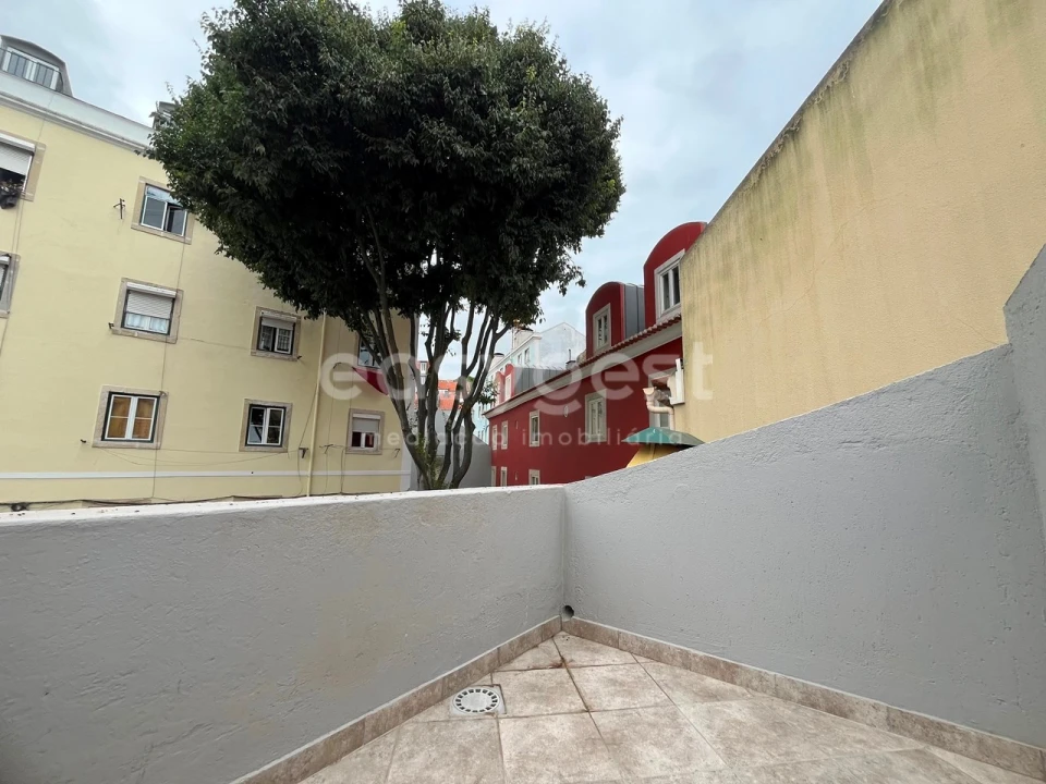 Apartamento T1 para Venda em Santa Maria Maior Foto 8