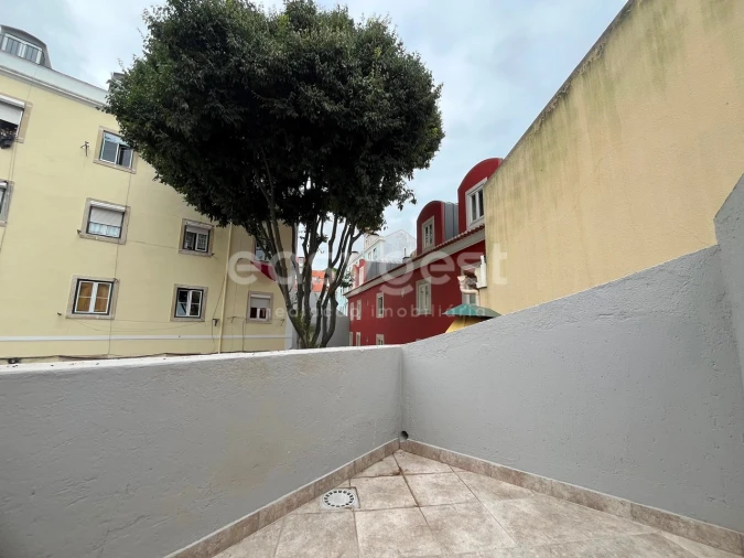 Apartamento T1 para Venda em Santa Maria Maior Foto 8