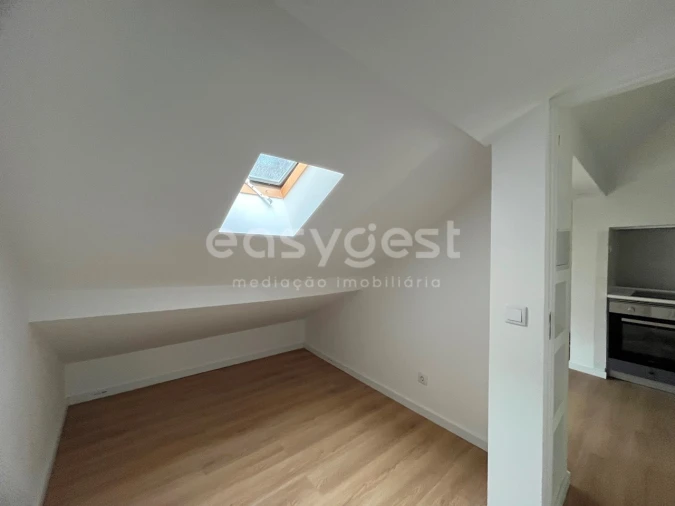 Apartamento T1 para Venda em Santa Maria Maior Foto 13